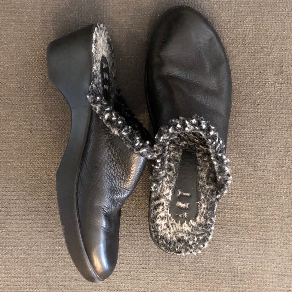 Inspired Soles By Arteffects Black Leather Shoes 8